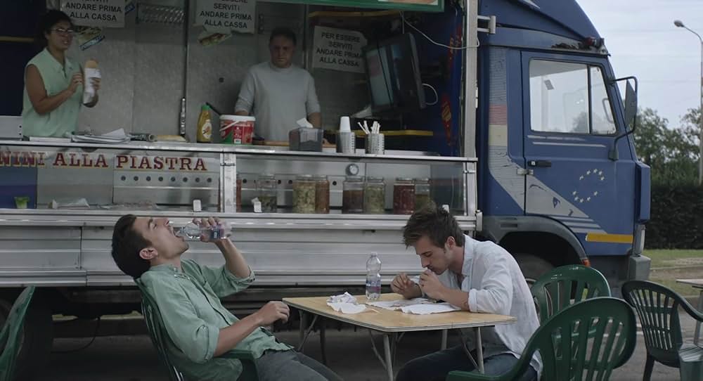 答えをもつ男の画像