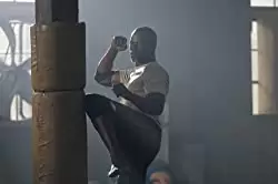 ネバー・バックダウンの画像