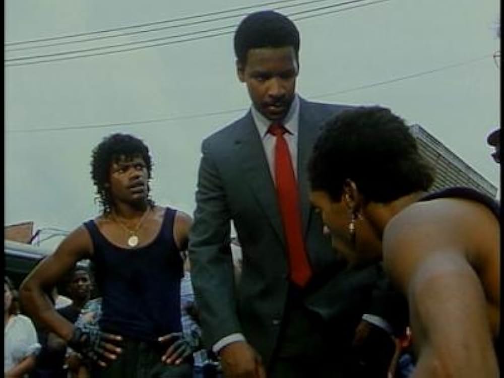 ジョージ・マッケンナ物語 暴力教室に挑んだ男の画像