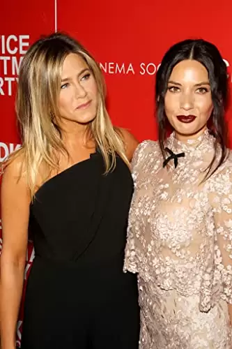 「クレイジー・パーティー」ジェニファー・アニストン & オリビア・マンの画像