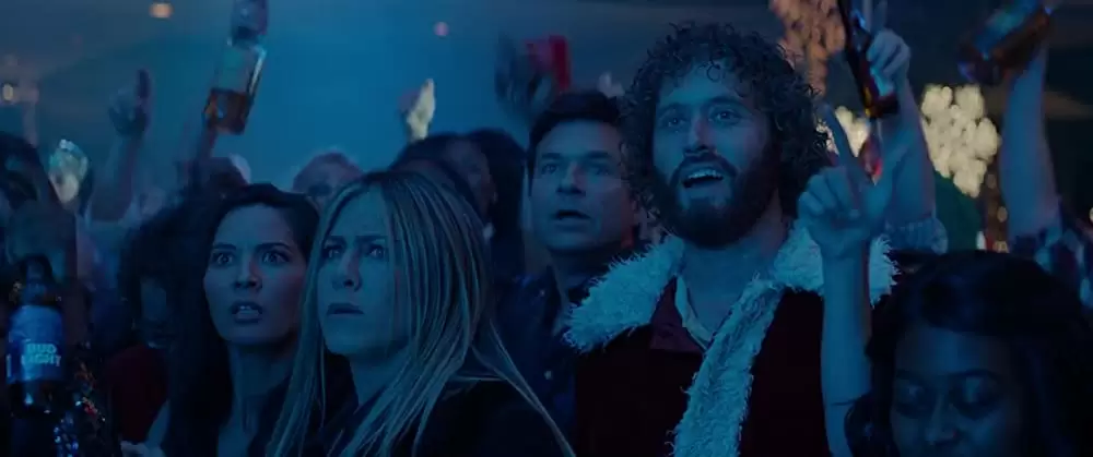 「クレイジー・パーティー」ジェニファー・アニストン & ジェイソン・ベイトマン & オリビア・マン & T・J・ミラーの画像