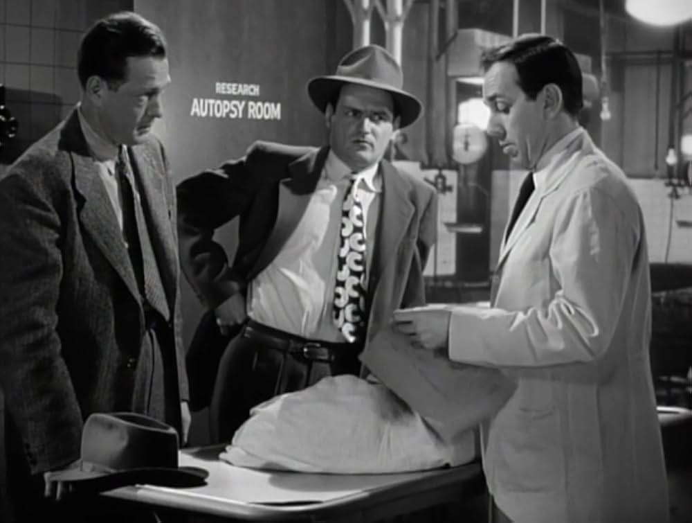 パスポートのない女の画像