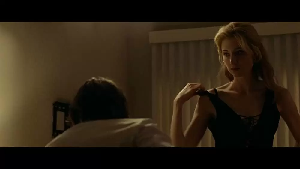 「ロスト・マネー 偽りの報酬」ルーカス・ハース & エリザベス・デビッキの画像