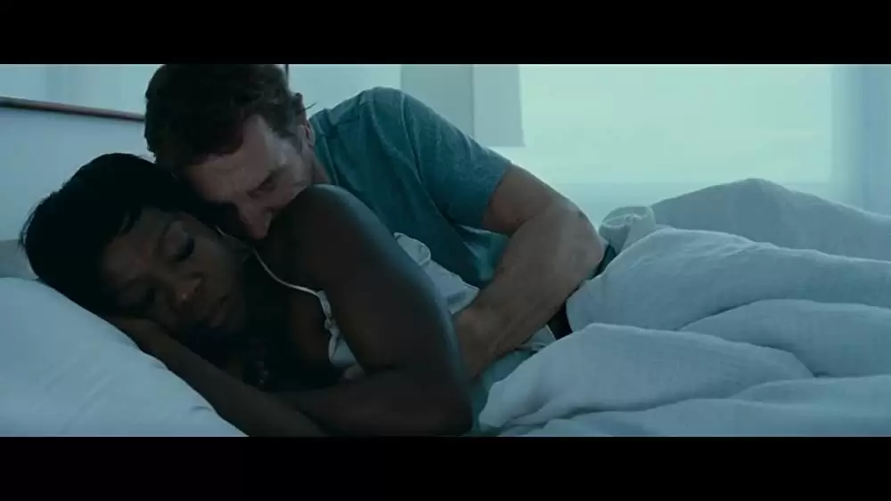 「ロスト・マネー 偽りの報酬」リーアム・ニーソン & ビオラ・デイビスの画像