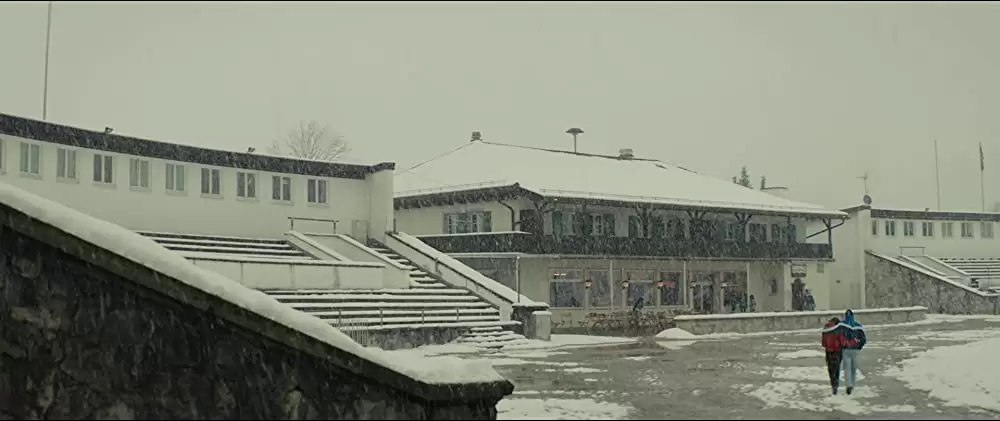 イーグル・ジャンプの画像