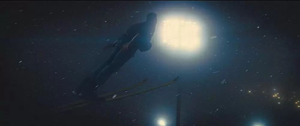 「イーグル・ジャンプ」ヒュー・ジャックマンの画像