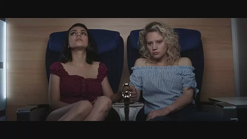 「バッド・スパイ」ミラ・クニス & ケイト・マッキノンの画像