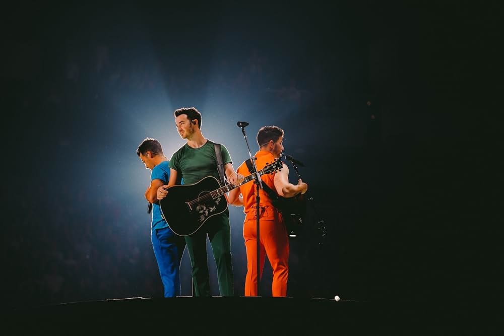 ハピネスは続く：ジョナス・ブラザーズ コンサートの画像