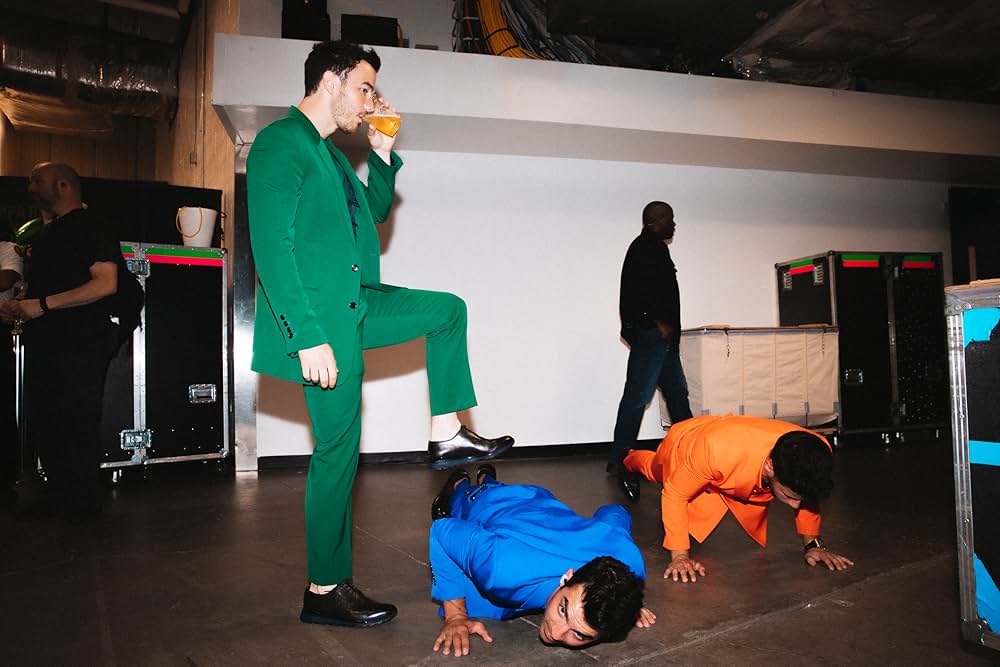 ハピネスは続く：ジョナス・ブラザーズ コンサートの画像