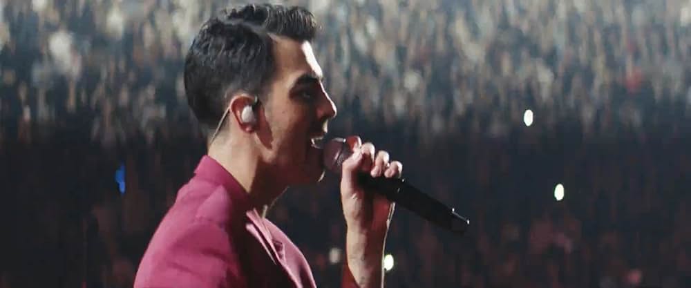 ハピネスは続く：ジョナス・ブラザーズ コンサートの画像