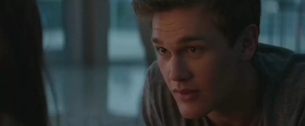 「ラストウィーク・オブ・サマー」Taylor John Smithの画像