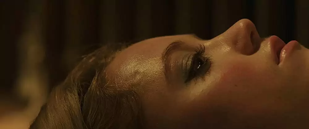 とらわれて夏の画像