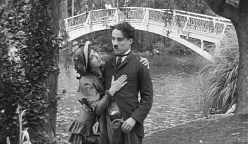 メーベルの結婚生活の画像