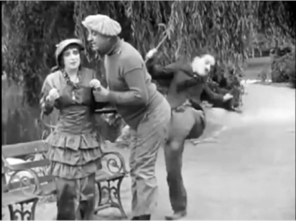 メーベルの結婚生活の画像