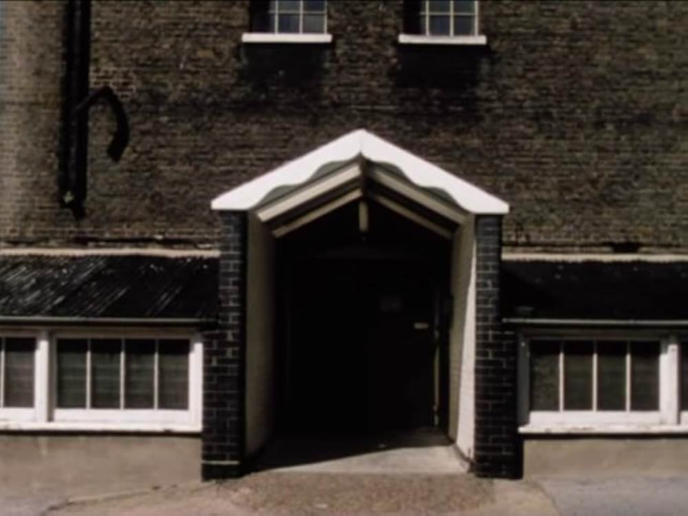 The Black Tower（原題）の画像