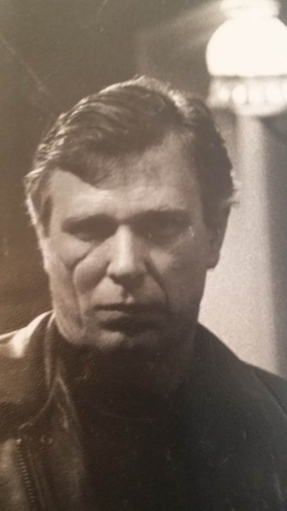 Distant Shadow（原題）の写真