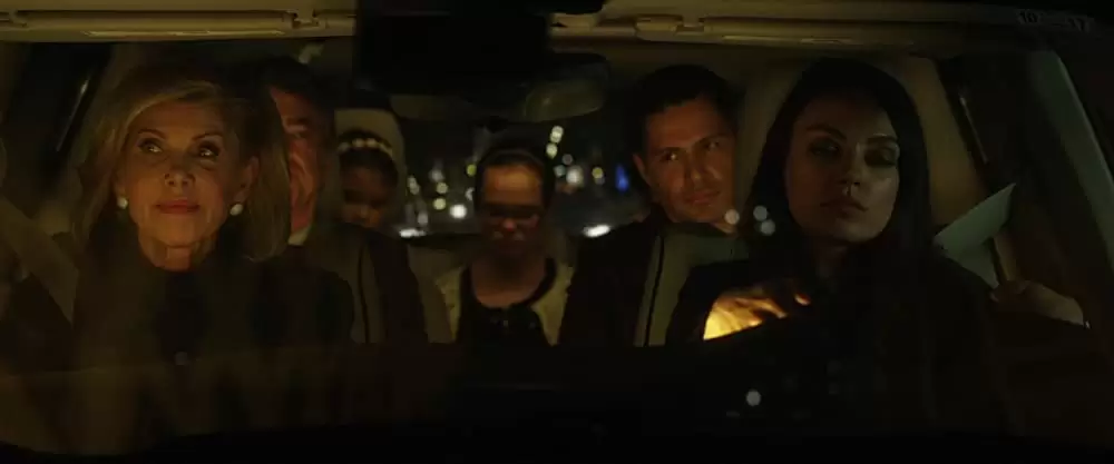 「バッド・ママのクリスマス」クリスティーン・バランスキー & ミラ・クニス & ジェイ・ヘルナンデスの画像