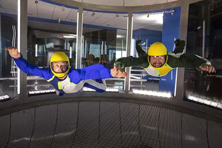 「Mr.&Mrs. スパイ」ザック・ガリフィアナキス & ジョン・ハムの画像