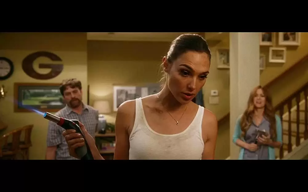 「Mr.&Mrs. スパイ」アイラ・フィッシャー & ザック・ガリフィアナキス & ガル・ギャドットの画像