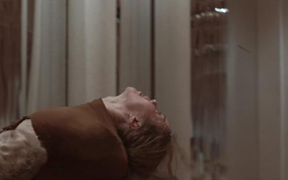 サスペリアの画像