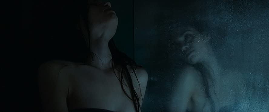 ガール・イン・ザ・ミラーの画像