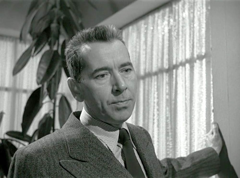 眠れる虎の画像