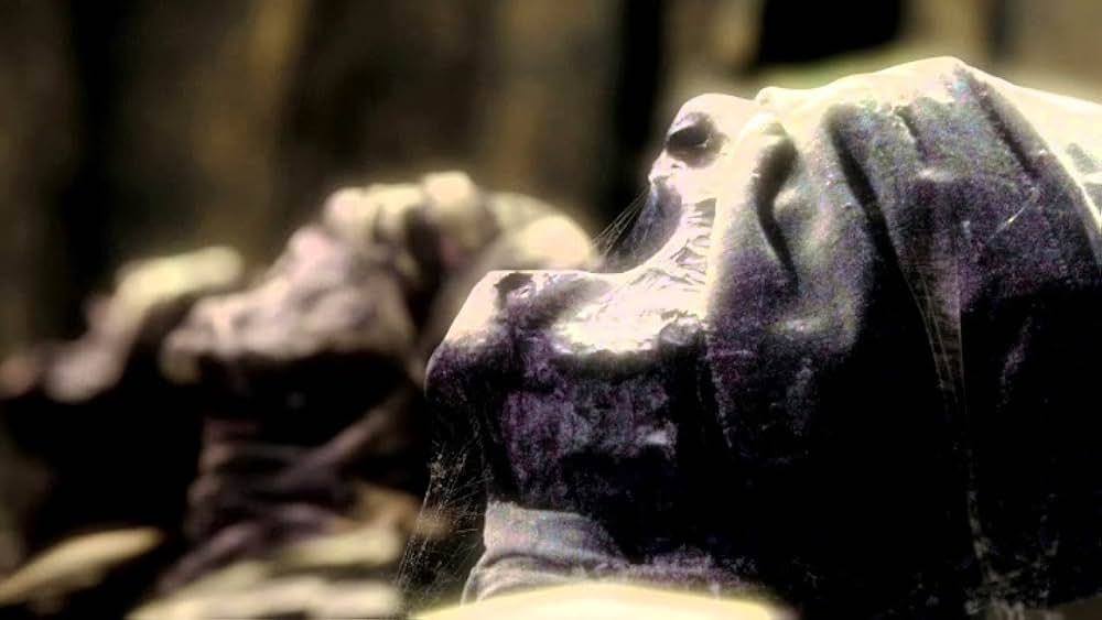 ピラミッドの逆襲の画像