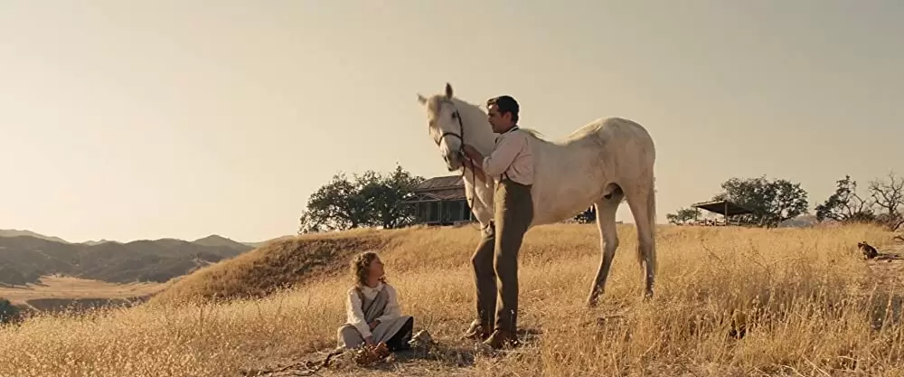 「ウォルト・ディズニーの約束」コリン・ファレル & Annie Rose Buckleyの画像