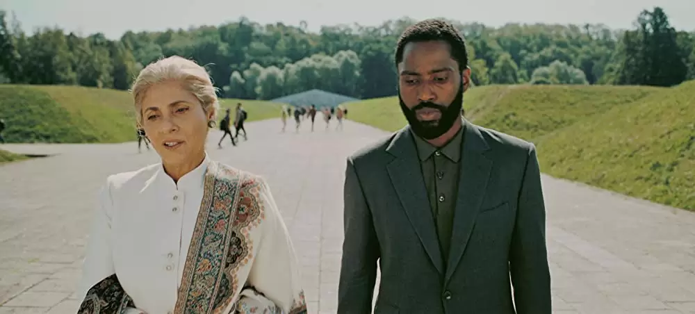 「TENET テネット」ディンプル・カパディア & ジョン・デビッド・ワシントンの画像