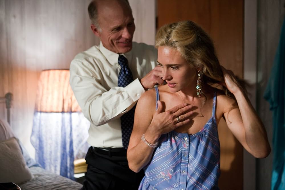 バージニア その町の秘密の画像