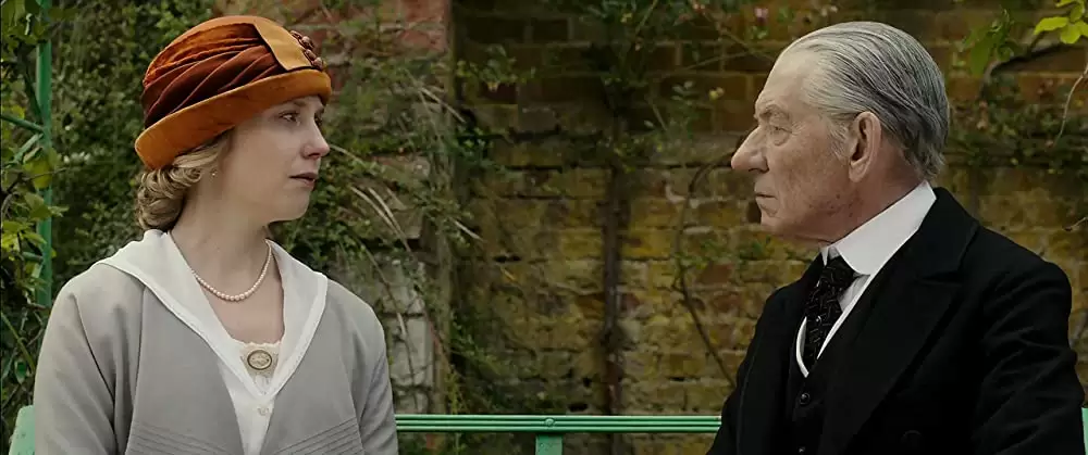 「Mr.ホームズ 名探偵最後の事件」イアン・マッケラン & ハティ・モラハンの画像