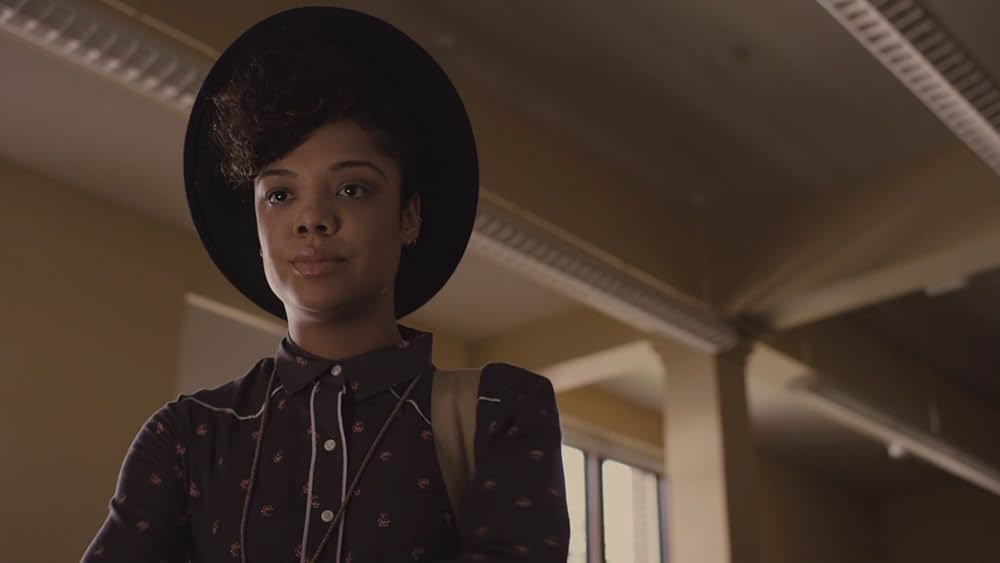 ディア・ホワイト・ピープルの画像