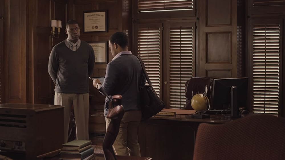 ディア・ホワイト・ピープルの画像