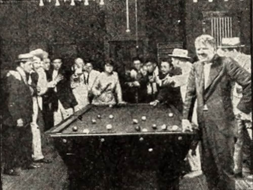 Pool Sharks（原題）の写真