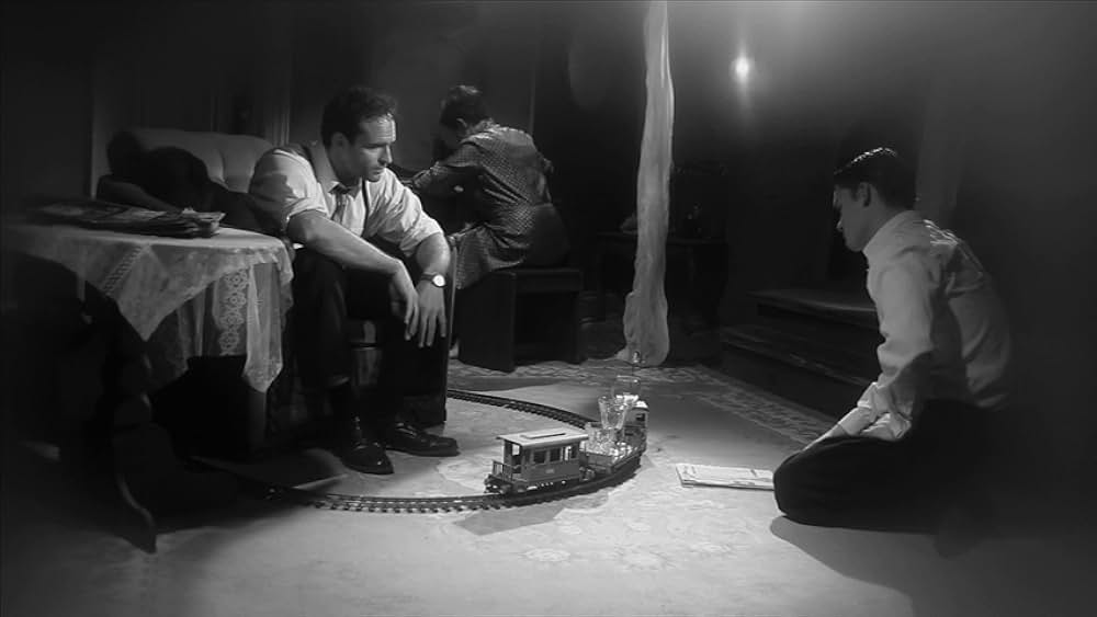 Keyhole（原題）の画像