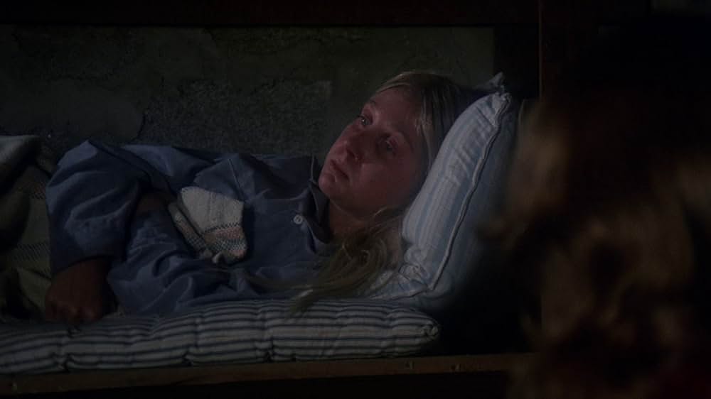 Schoolgirls in Chains（原題）の画像