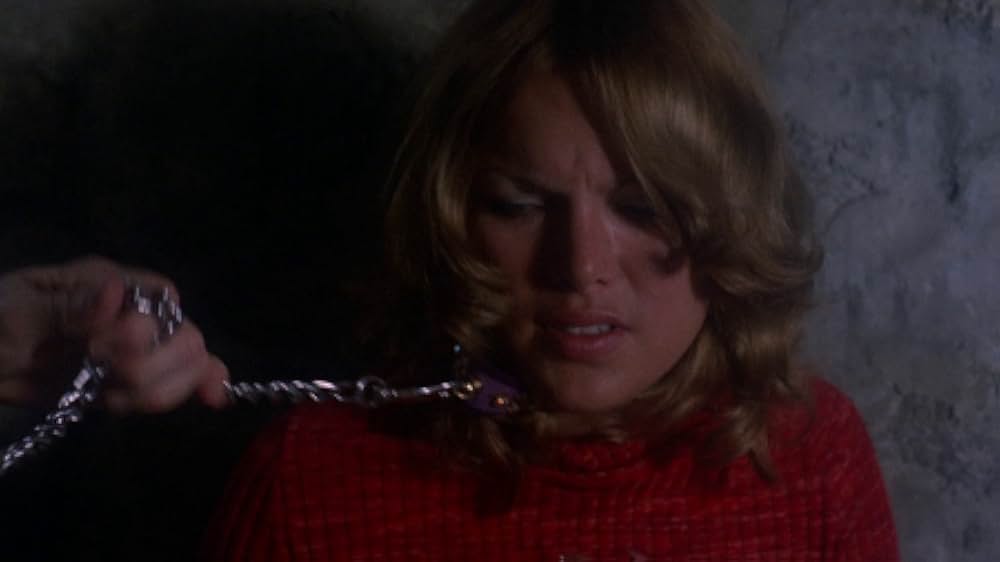 Schoolgirls in Chains（原題）の画像