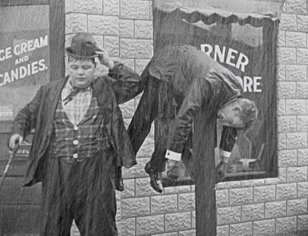 ファッティとキートンのグッドナイト・ナース／デブ君の入院の画像