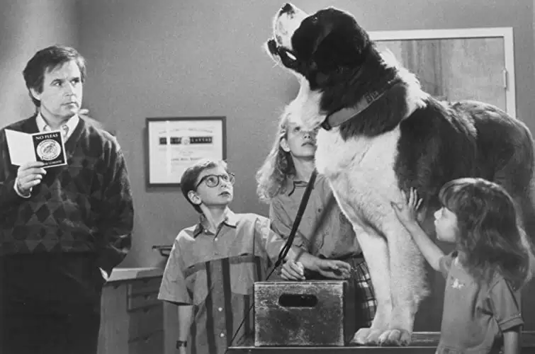 「ベートーベン」チャールズ・グローディン & ニコール・トム & クリストファー・キャスティール & Sarah Rose Karrの画像