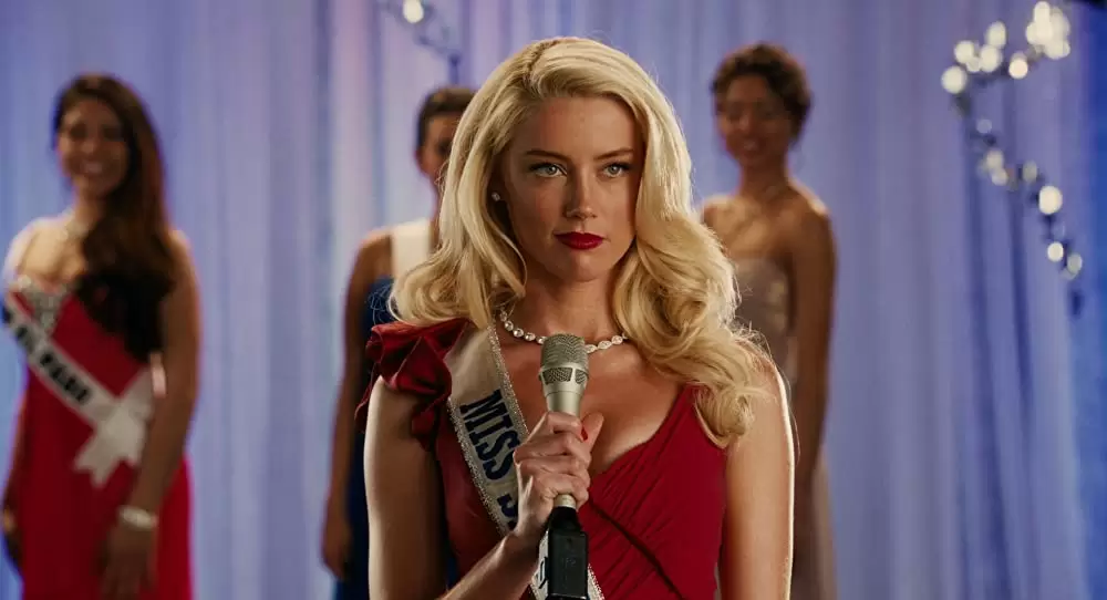 「マチェーテ・キルズ」アンバー・ハードの画像