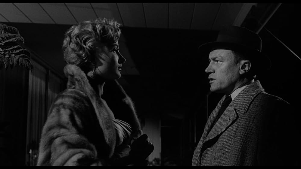 The Scarlet Hour（原題）の画像