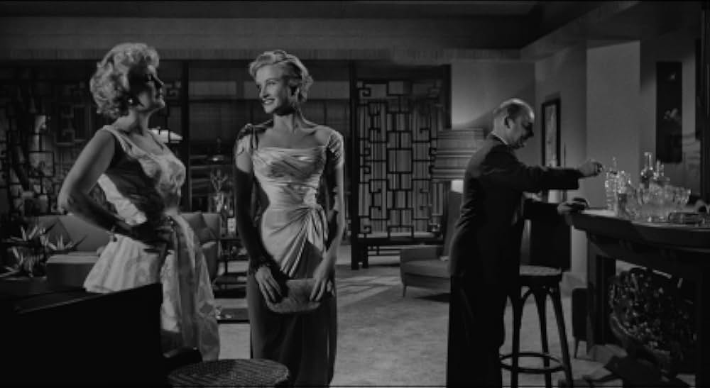 The Scarlet Hour（原題）の画像