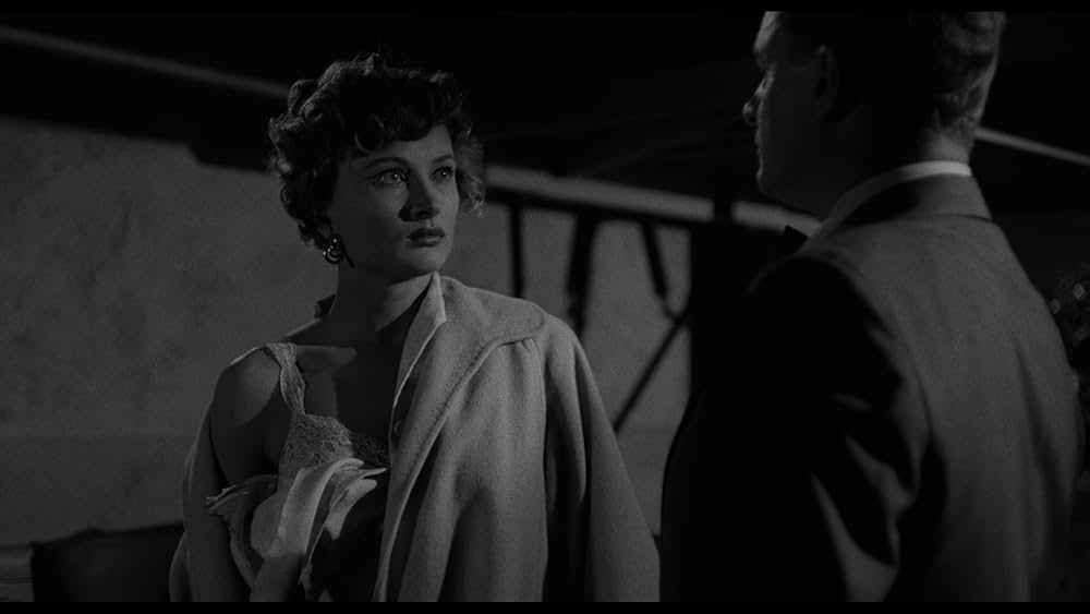 The Scarlet Hour（原題）の画像