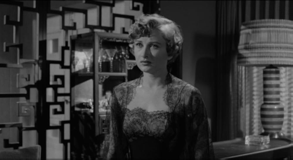 The Scarlet Hour（原題）の画像