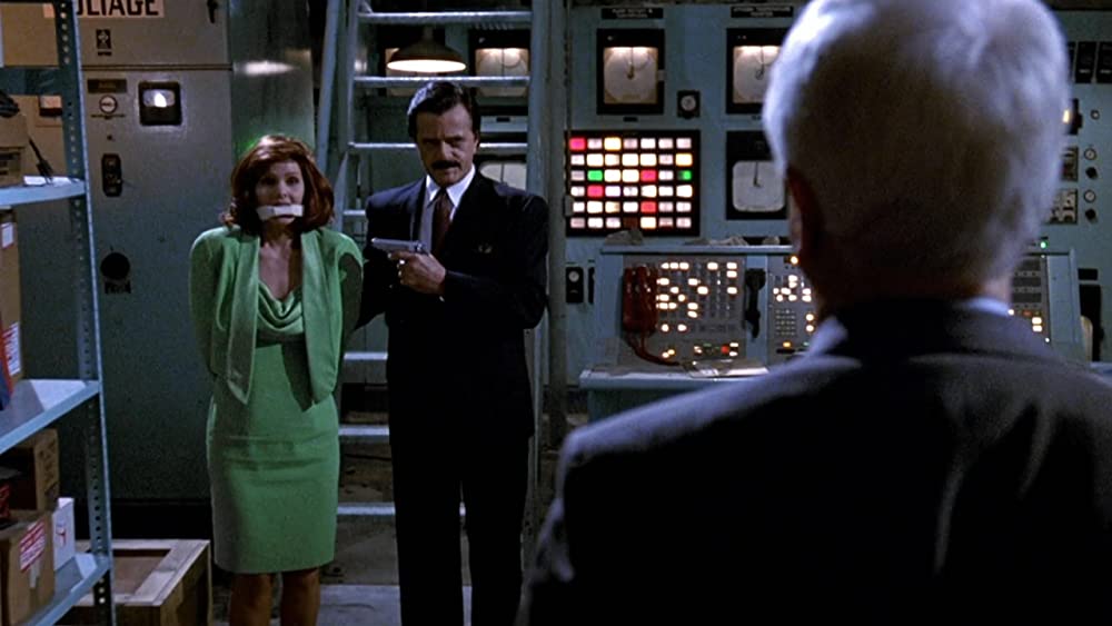 裸の銃を持つ男 PART2 1/2の画像