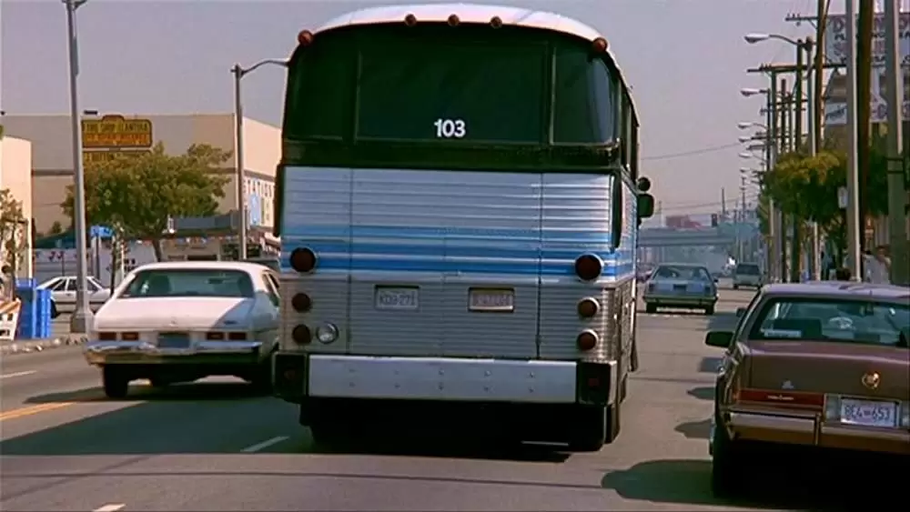 裸の銃を持つ男 PART2 1/2の画像