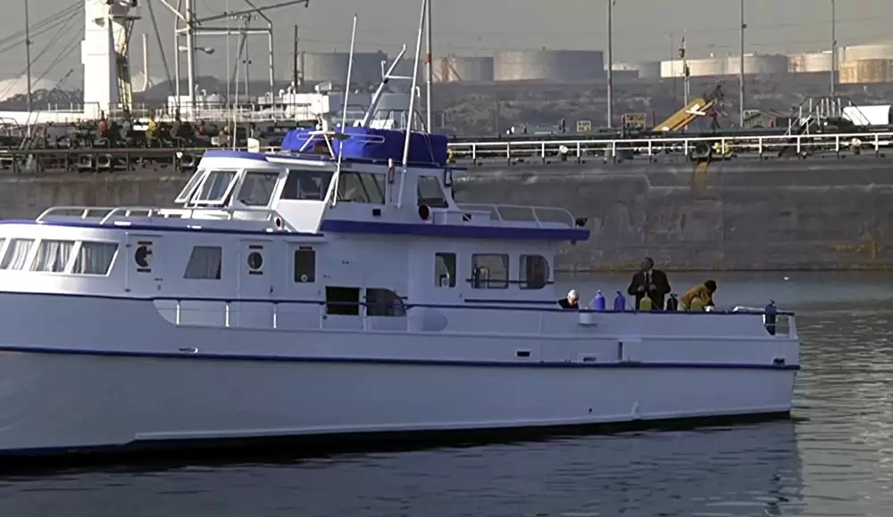 裸の銃を持つ男 PART2 1/2の画像