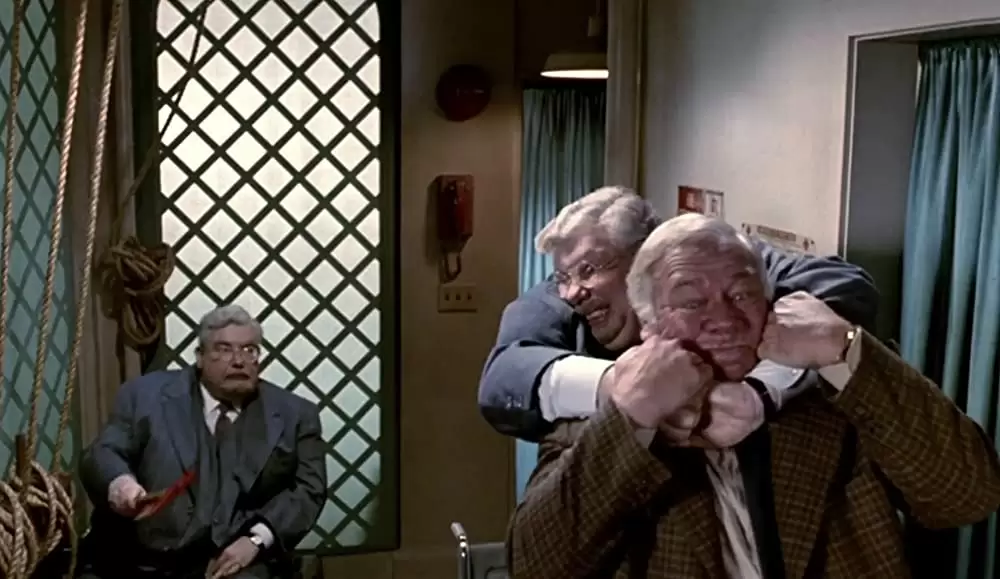 「裸の銃を持つ男 PART2 1/2」ジョージ・ケネディ & リチャード・グリフィスの画像