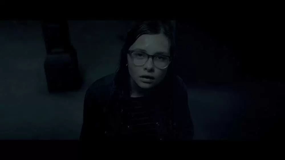 「スケアリーストーリーズ 怖い本」ゾーイ・コレッティの画像