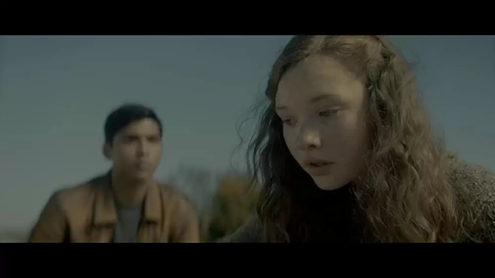 「スケアリーストーリーズ 怖い本」ゾーイ・コレッティ & Michael Garzaの画像